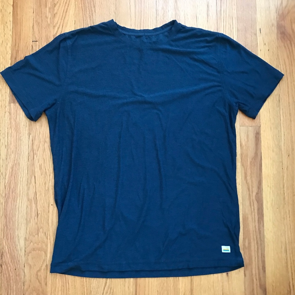 Vuori Heather Navy Pima Short Sleeve Shirt Large